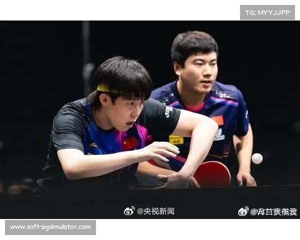 乒乓球场地临时改建国乒男女队同台合练王楚钦梁靖崑携手备战